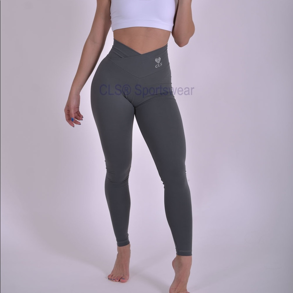 CLS Confort Leggings in color Grafite size small